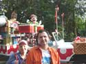 20. The artist with his wife travel along the Walt Disney parks in Orlando (the USA). 2006. 